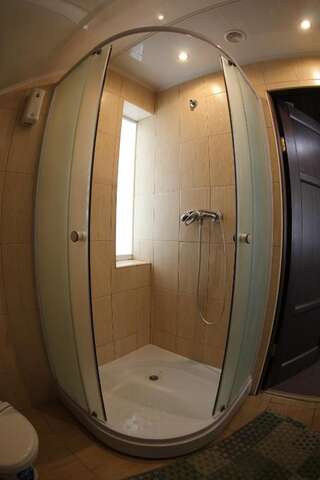 Мини-отель Бабай Комора Ирпень Улучшенный двухместный номер с 1 кроватью-8